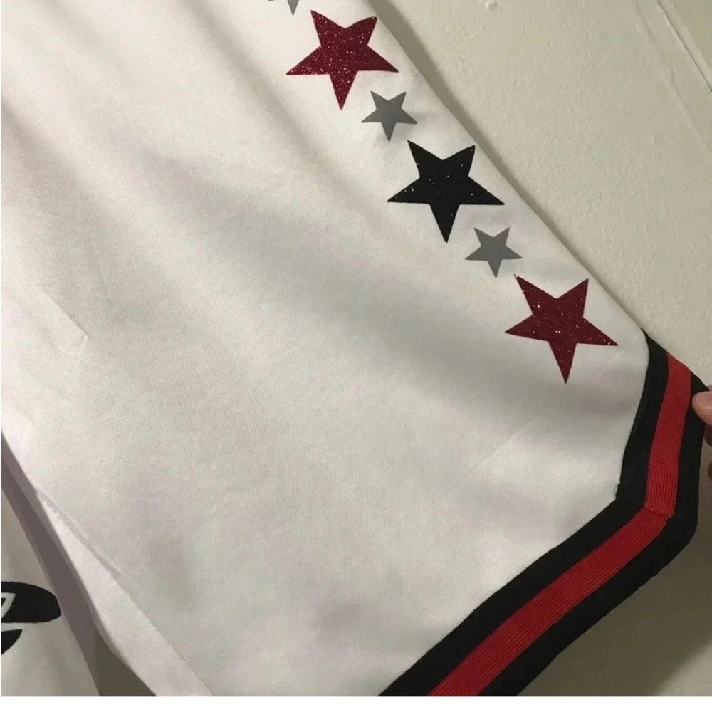 LIKE-NEW Vintage Brand Rumor Has It Basketball White Shorts Men’s Size Small‎ - Picture 5 of 9